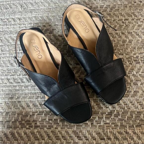 bueno gabby sandal Sz EU 37/ US 6.5-7 - Picture 1 of 2